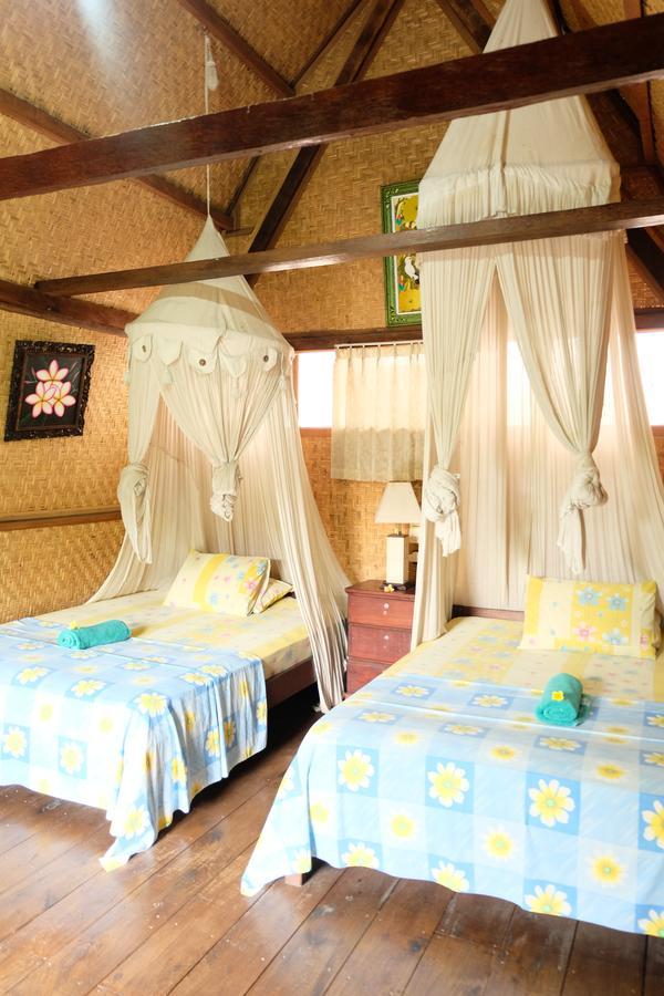 Hotel Kerti And Restaurant