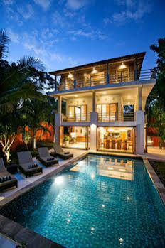 Hotel Casa Mimba - Seaview Private Pool Villa Padangbai 4*