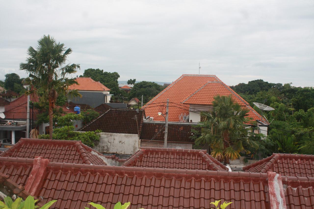 Gusti Homestay Hotel *
