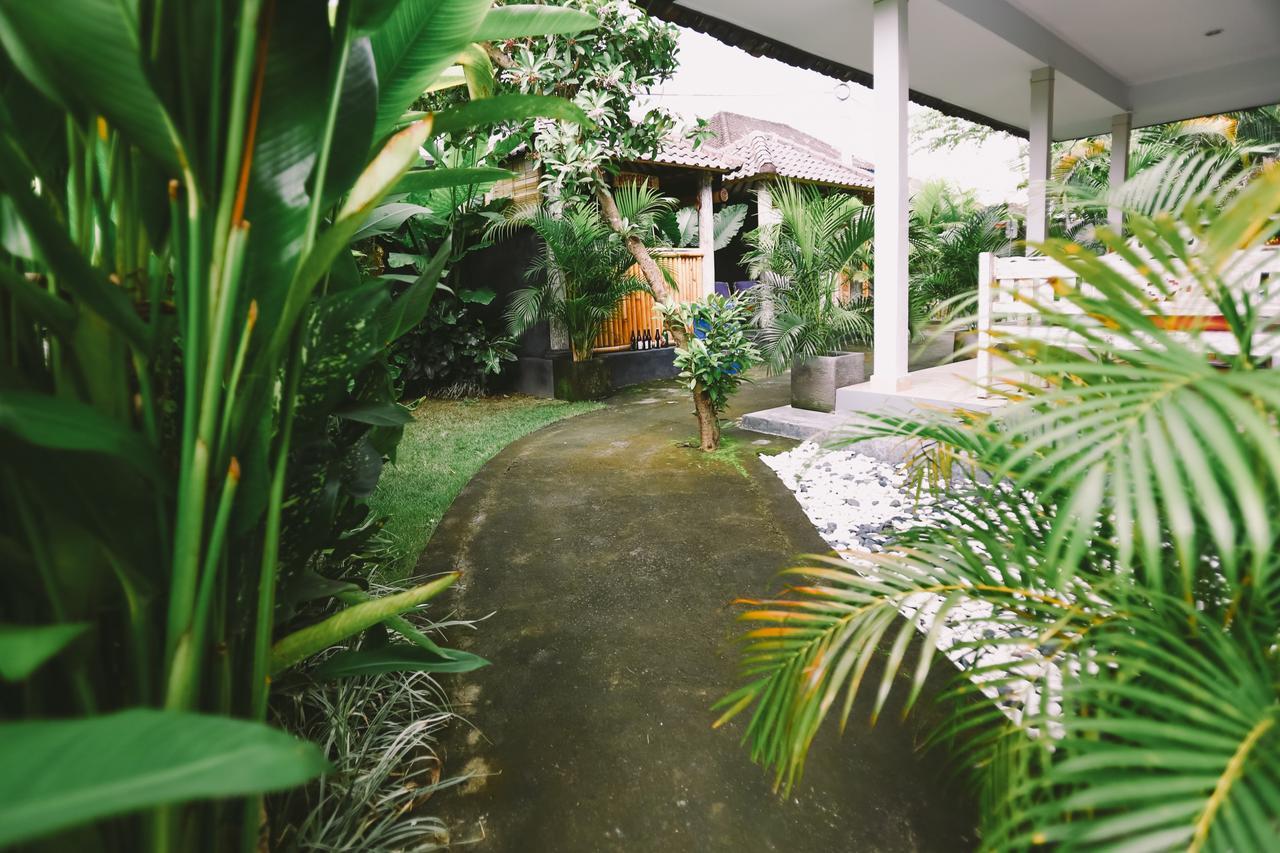 Swan House 2* Canggu (Bali)