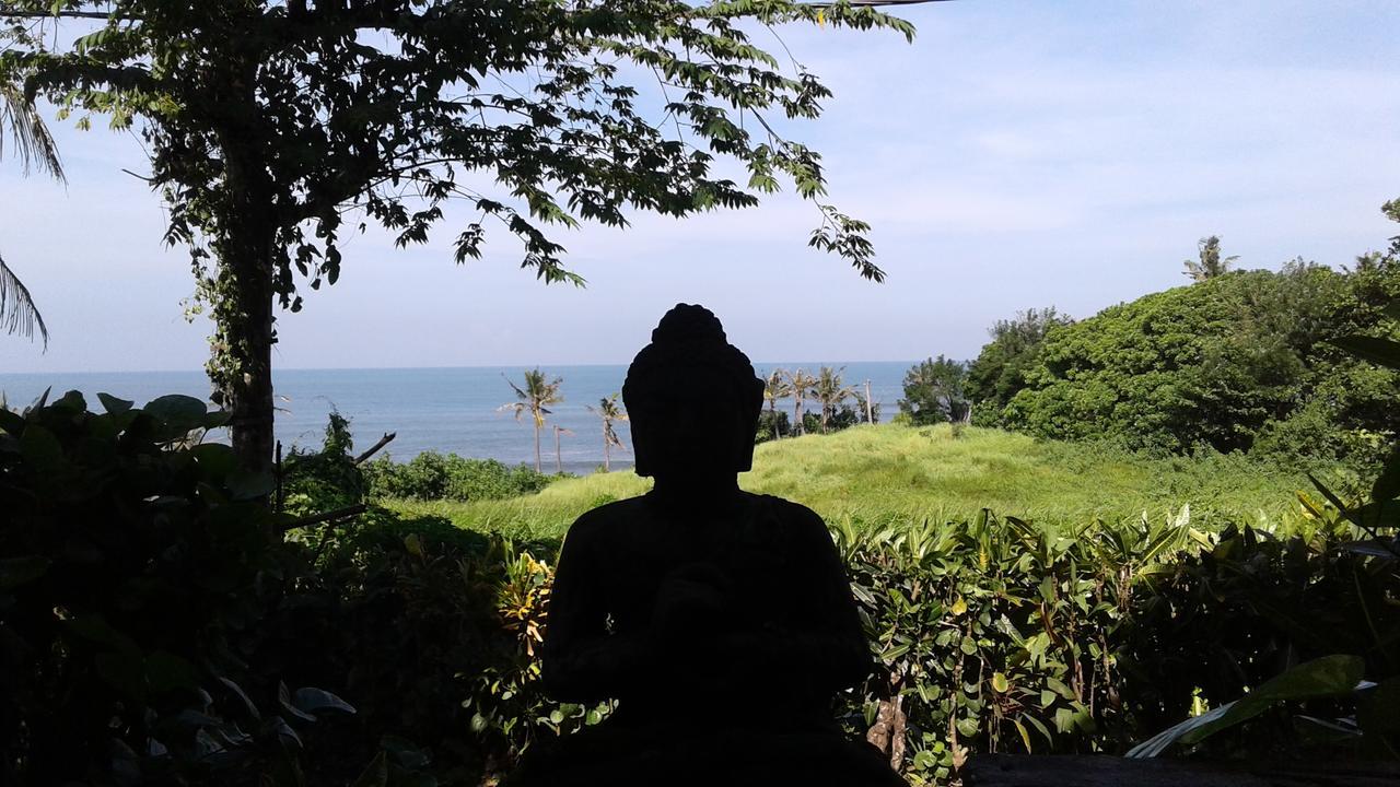 Pisces Balian Hotel