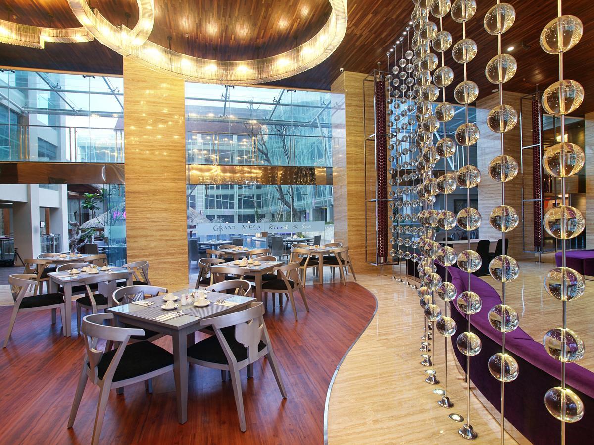 Hotel Grand Mega & Bali 4*