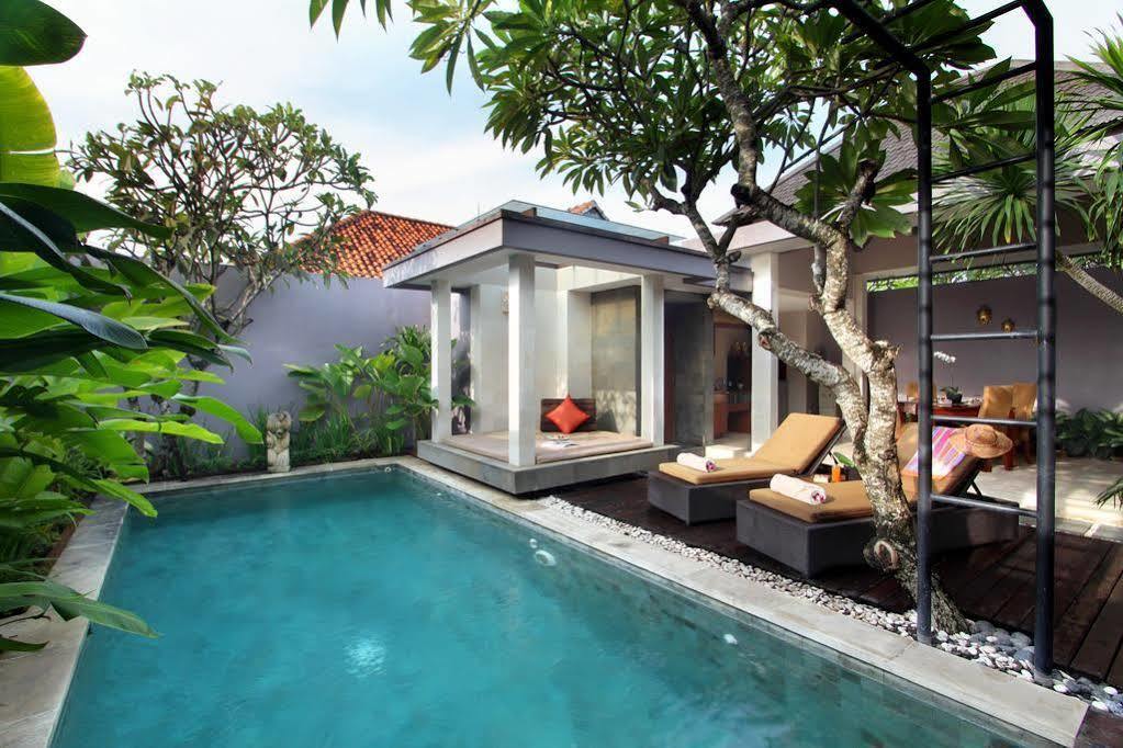 Aria Exclusive &