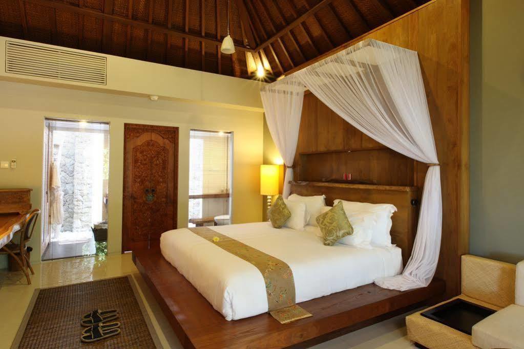 Swarapadi Guest house