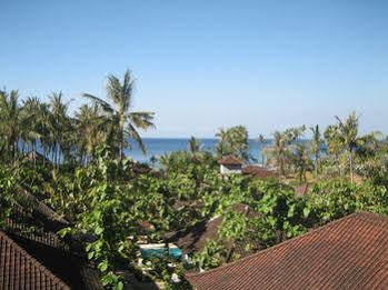 Double One 4* Amed (Bali)