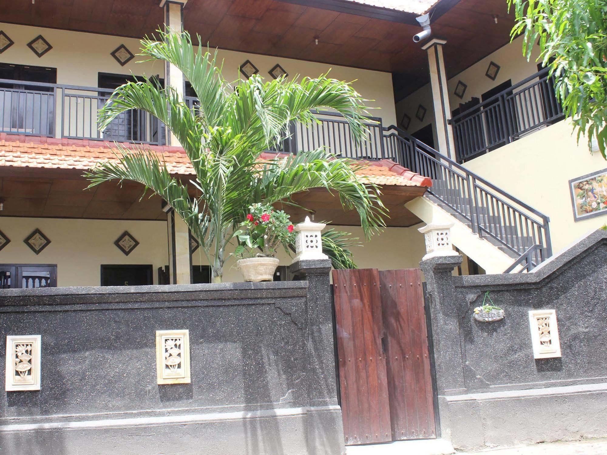 Kubu Turah Jimbaran (Bali)
