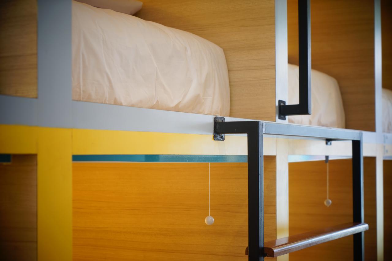 Hostel Borough Capsule Bali *