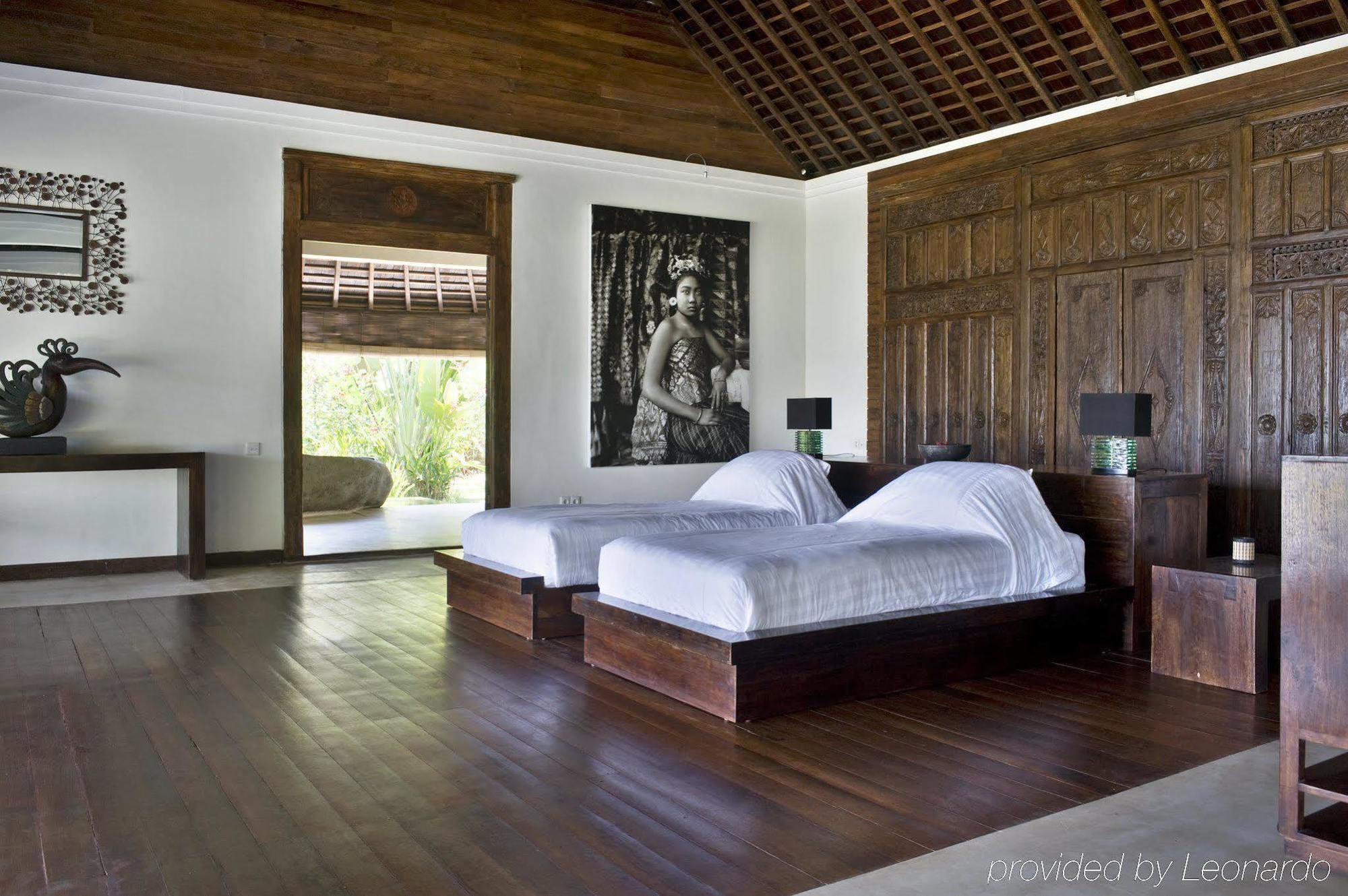 Ketapang Estate Hotel 4*