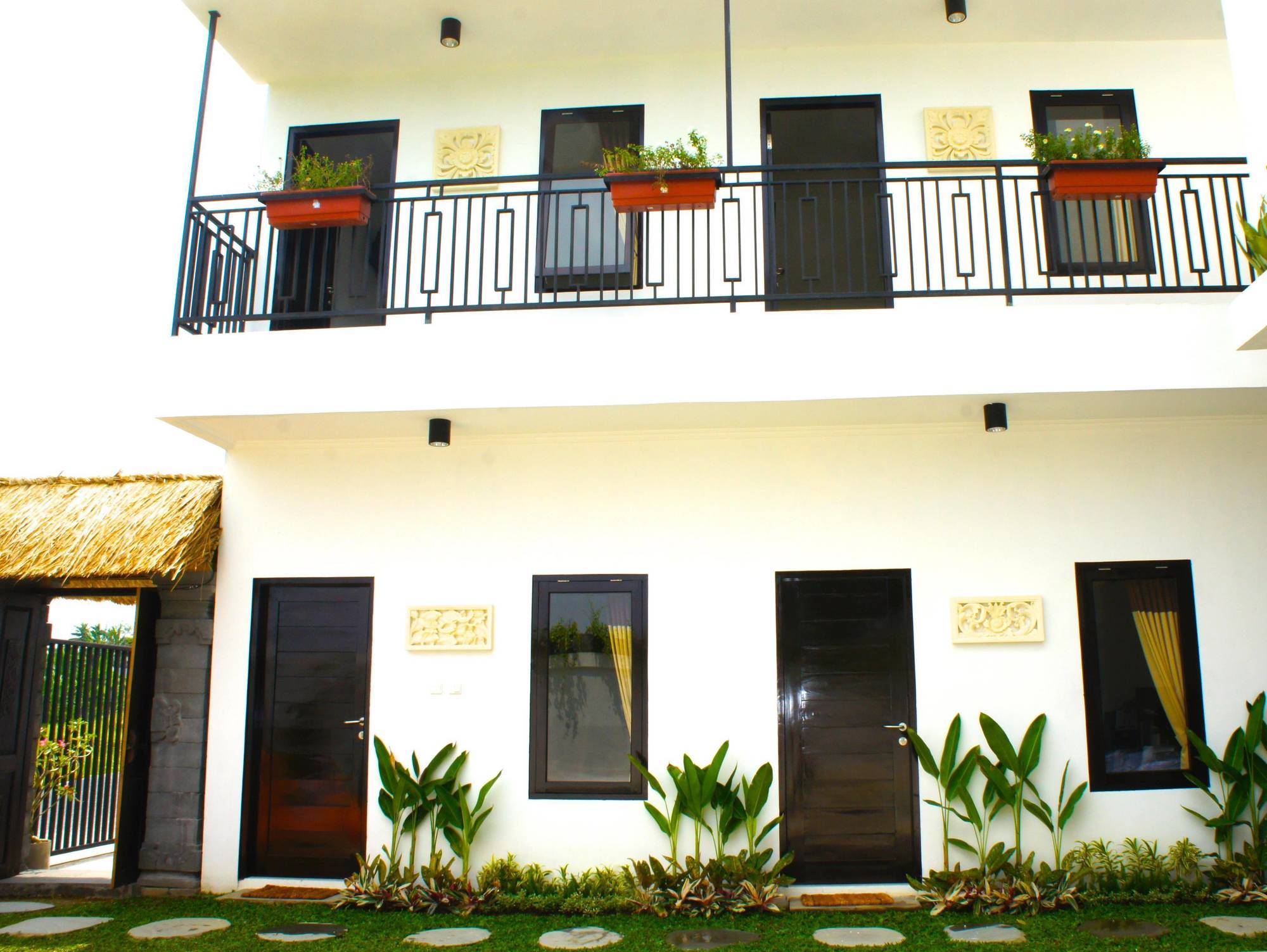 Guest house - Pererenan 