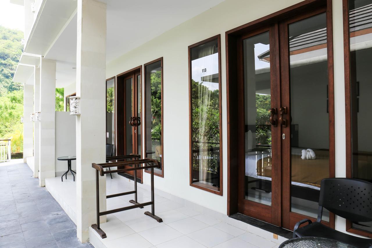 Hotel Dewi Padangbai