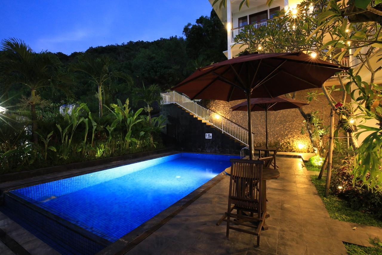 Hotel Dewi Padangbai