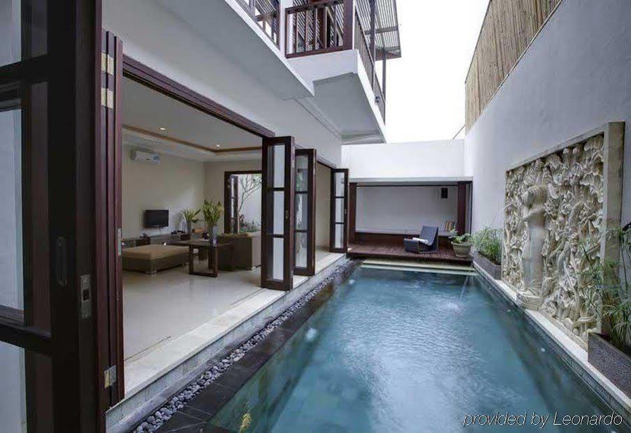 White Lotus Villa *