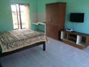 Hotel Ulunsuwi 2*