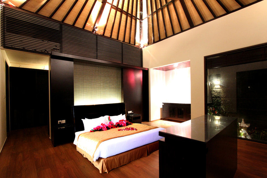 Villa Gino Feruci By Kagum Lovina (Bali)