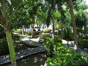 Hotel Coral Bay