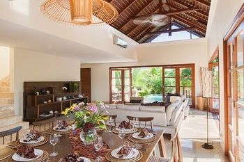 Ungasan Villas *