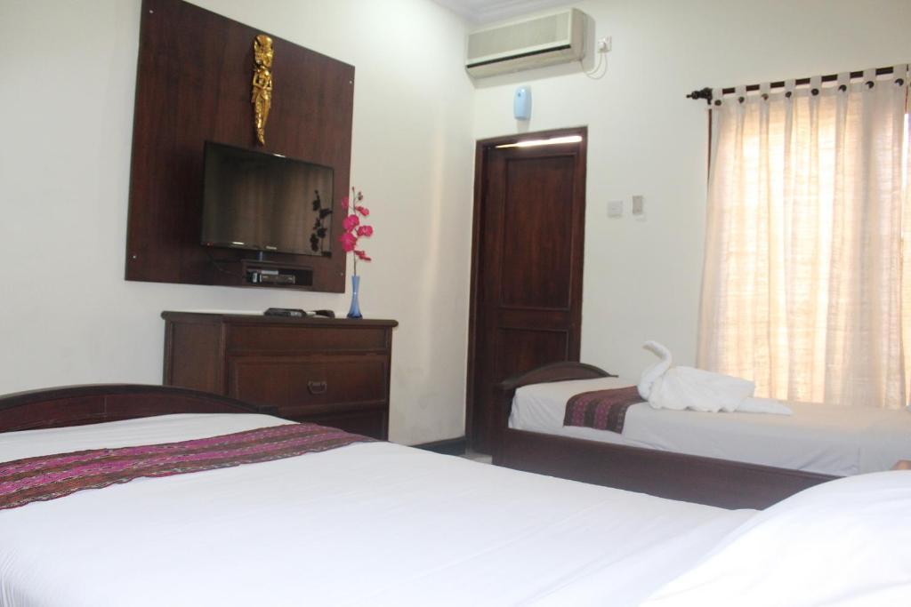 Guest house Indah 3*