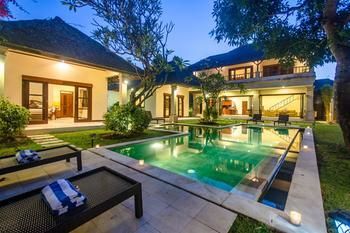 Hotel Bugis Seminyak (Bali)