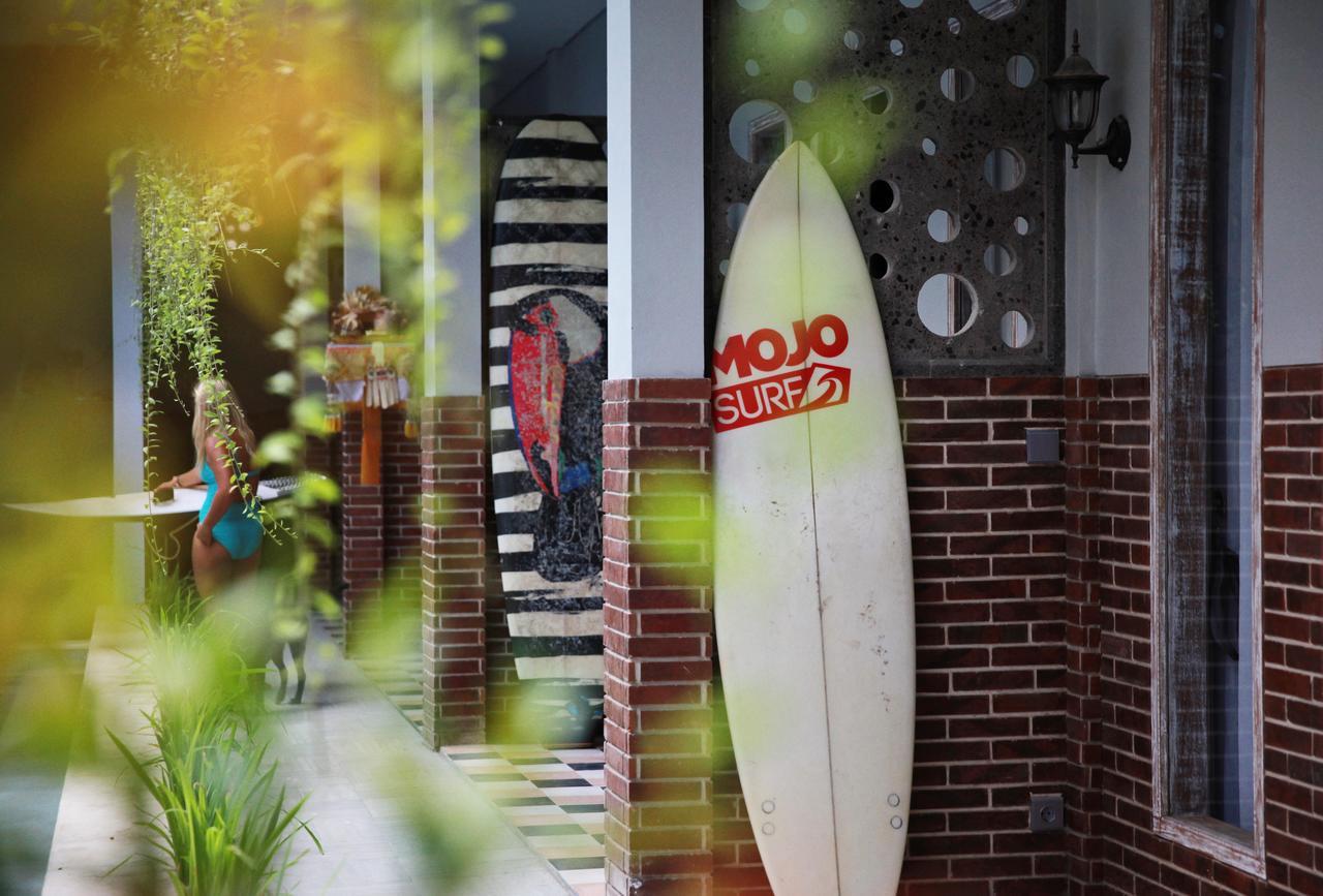 Hostel Mojosurf Camp *
