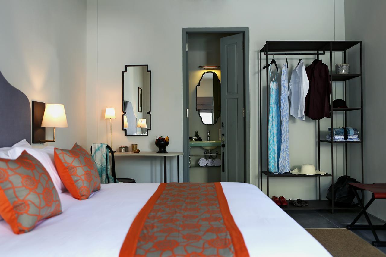 Lovinalife & Cafe Hotel Lovina (Bali)