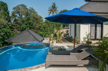 Bakti By Kamara Holiday park 2*