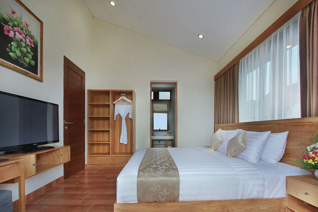 Grand Kesambi And
