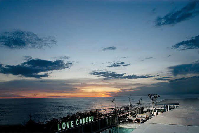 Aston Canggu 4*