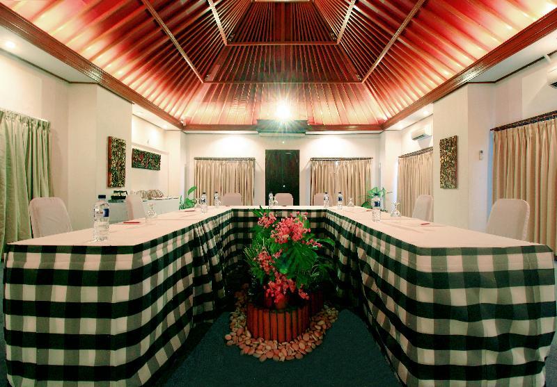 Keraton Resort 4*