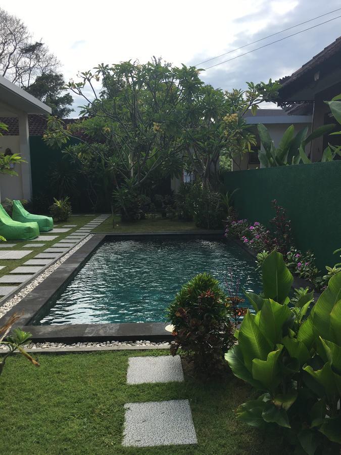 Kubu Homestay *