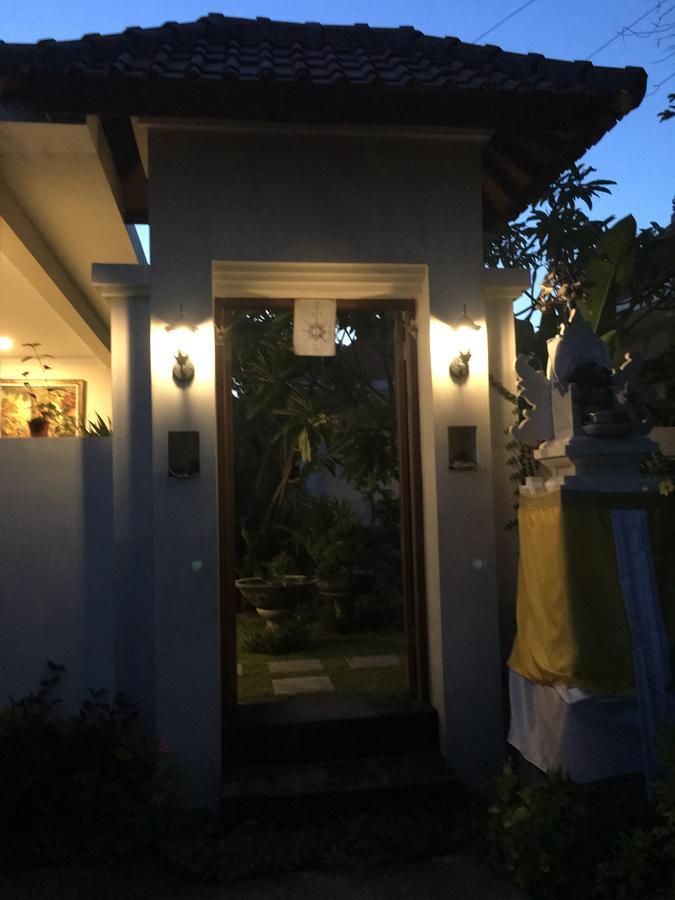 Kubu Homestay Nusa Dua (Bali)