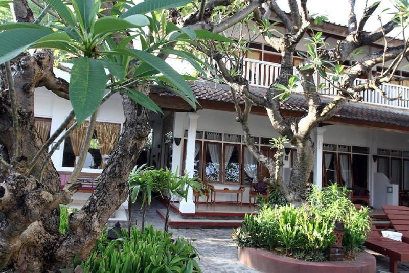 Agung 3* Lovina (Bali)