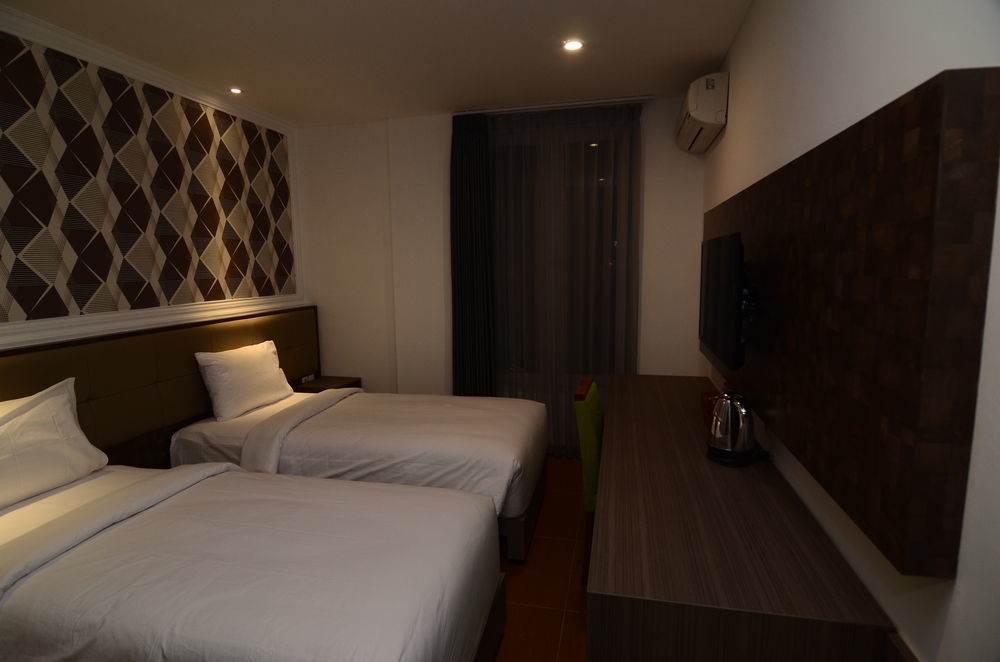 Hotel Papillon Echo 3*