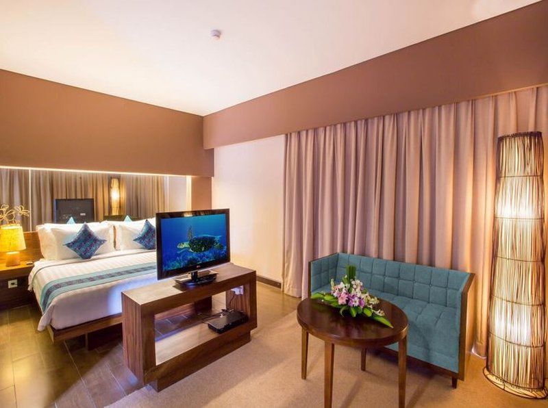 Hotel Grand Ixora Kuta 4*