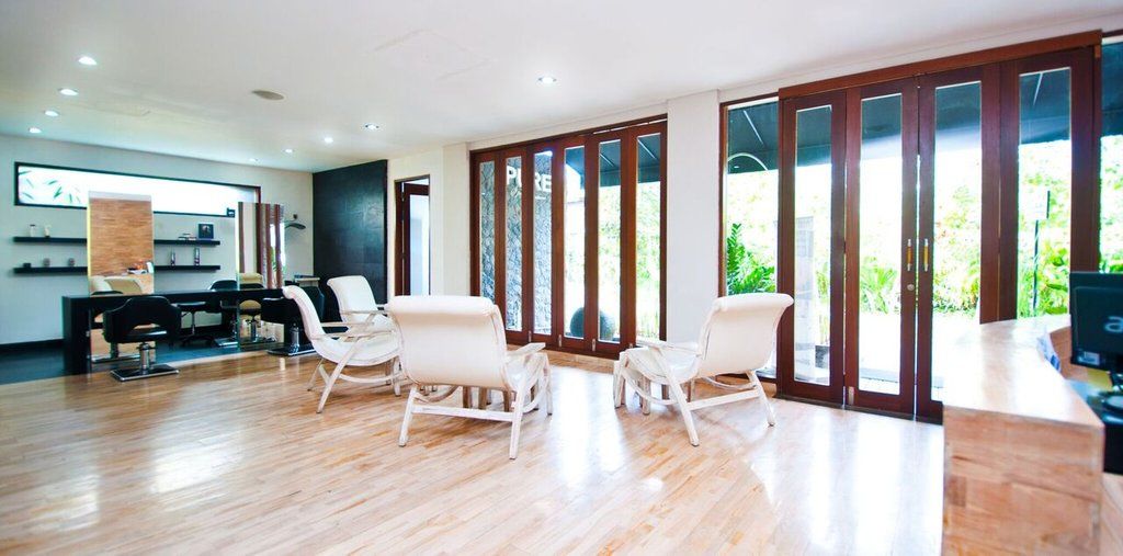 The Dipan Resort, And 4* Seminyak (Bali)