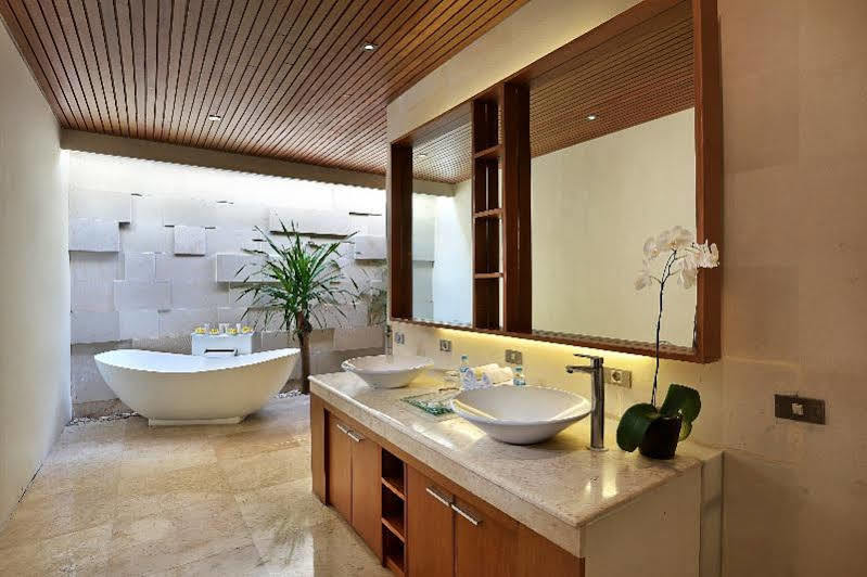 Kunti 5* Seminyak (Bali)