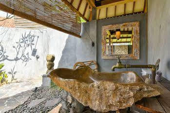 Villa Sumberkima Hill Private Retreat *