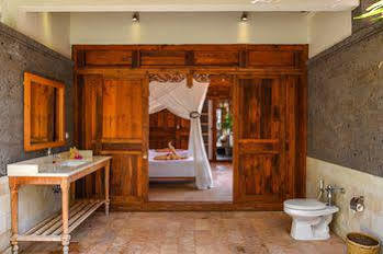 Villa Sumberkima Hill Private Retreat *