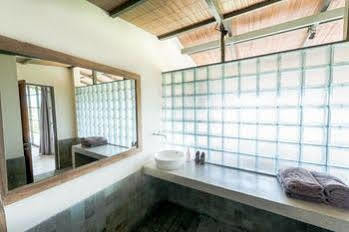 Villa Sumberkima Hill Private Retreat *