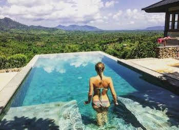 Villa Sumberkima Hill Private Retreat *