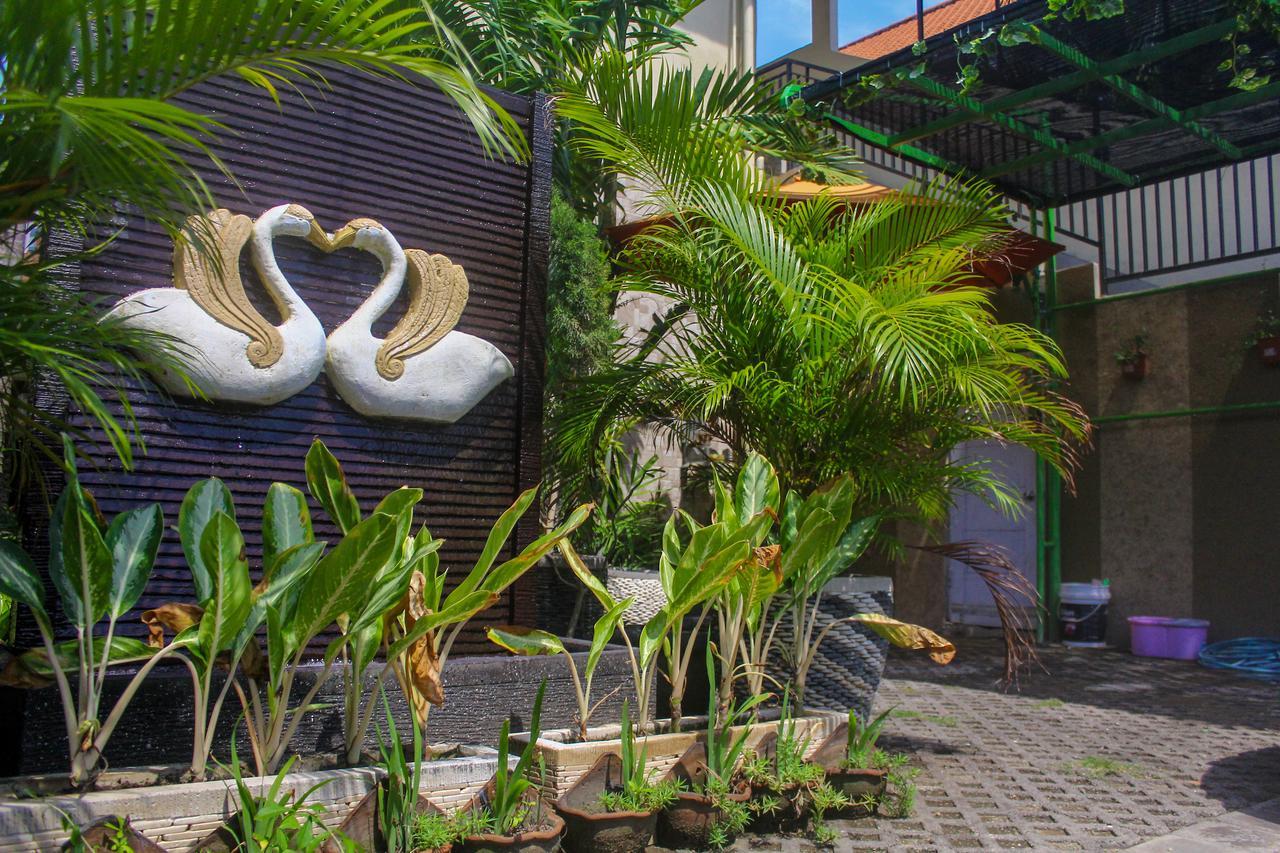 Guest house D'lumbung Suites And 3*