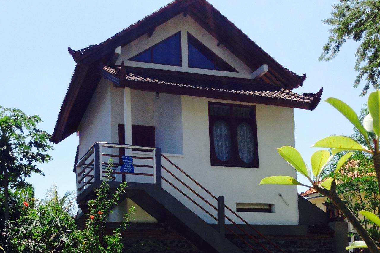 Lily Beach * Amed (Bali)