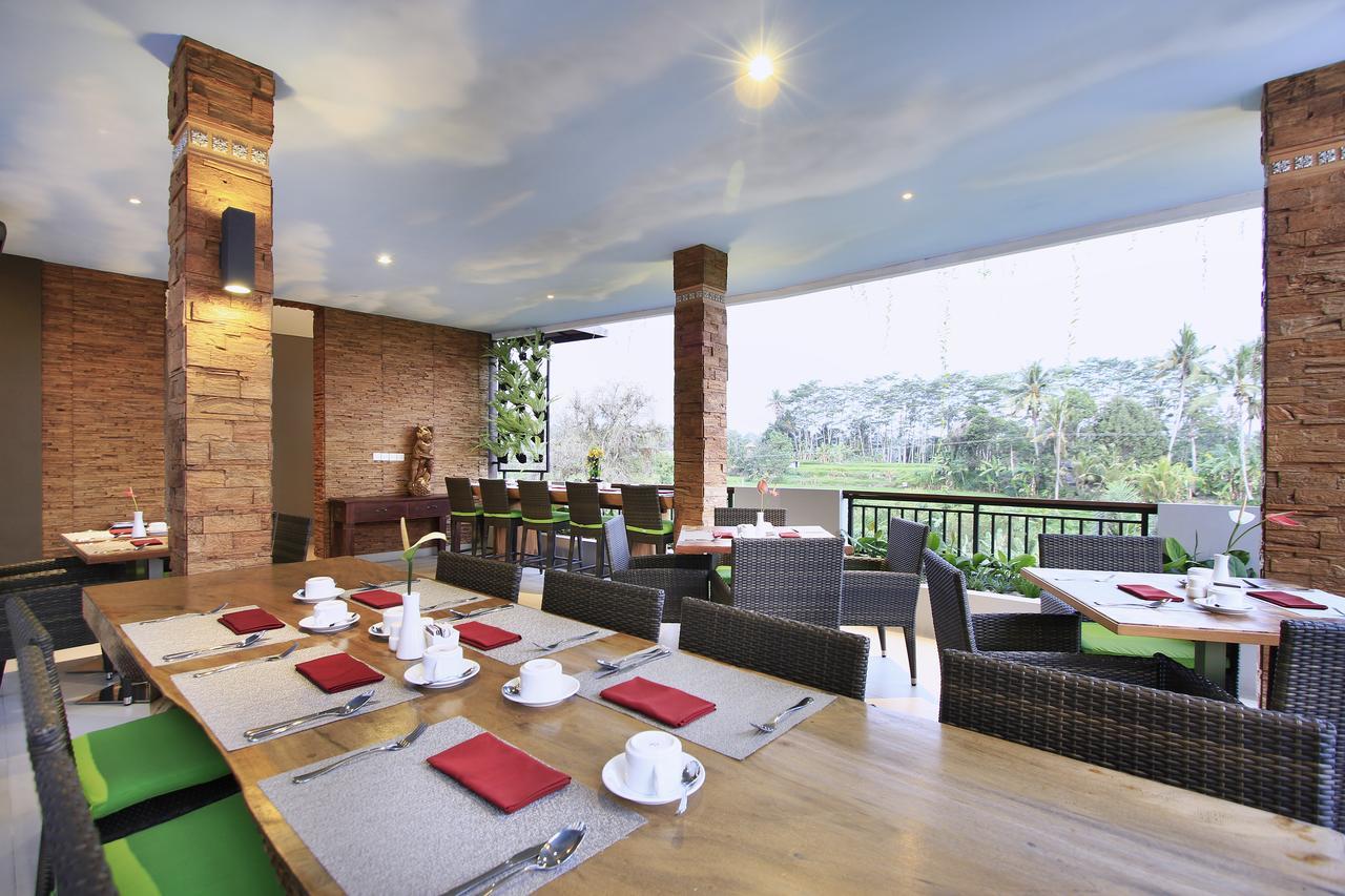 Puri Padma Hotel 3*