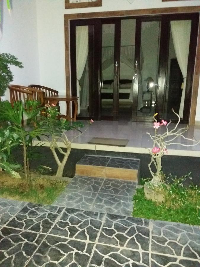 Warung Jemeluk & Amed (Bali)