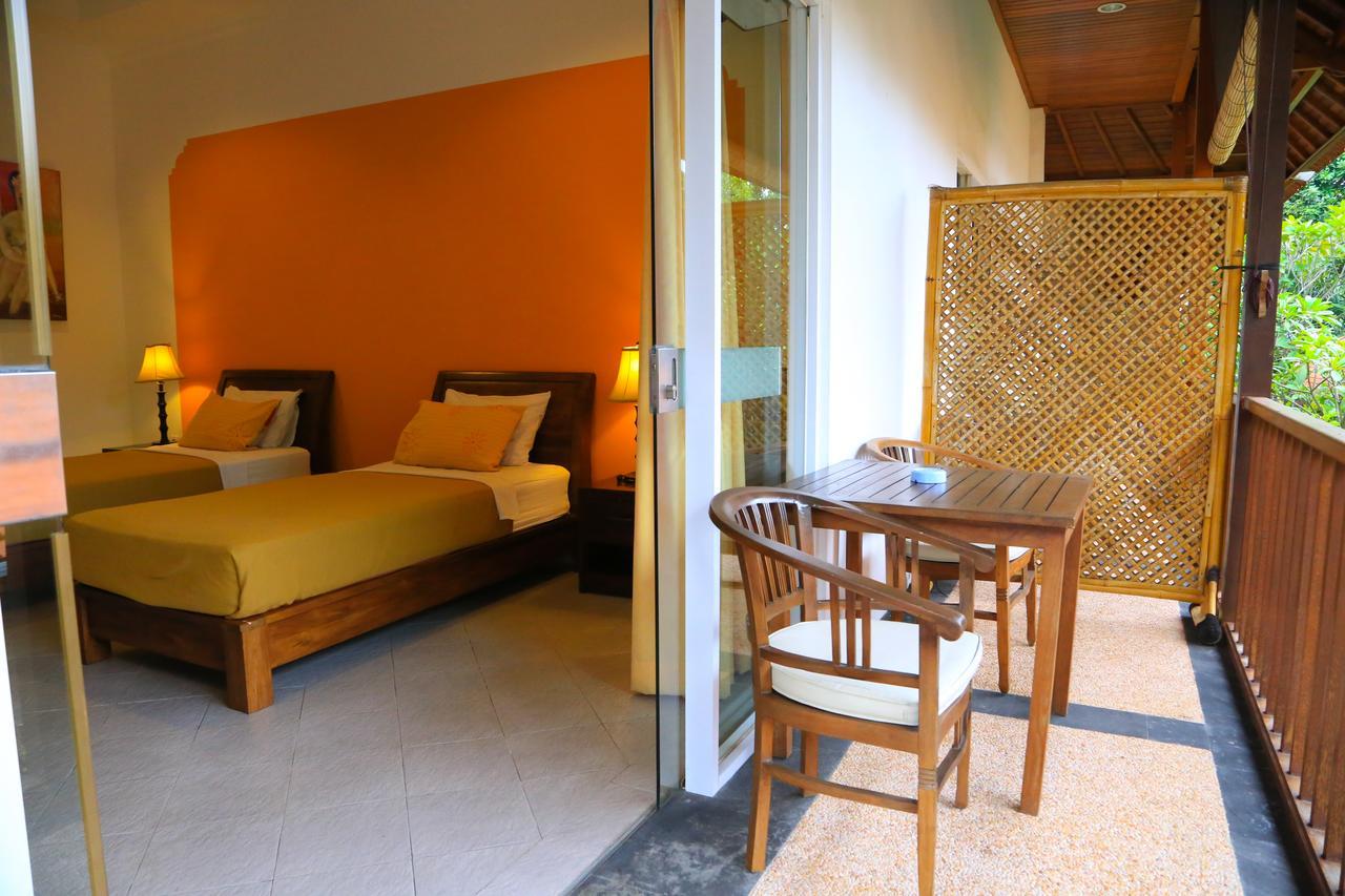 Aquarius Hotel 3*