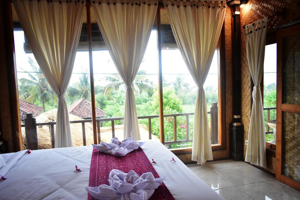Guest house Menjangan Sari 2*