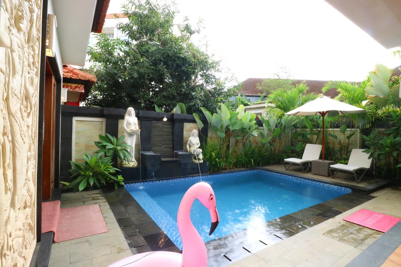 The Umah Pandawa And Uluwatu (Bali)