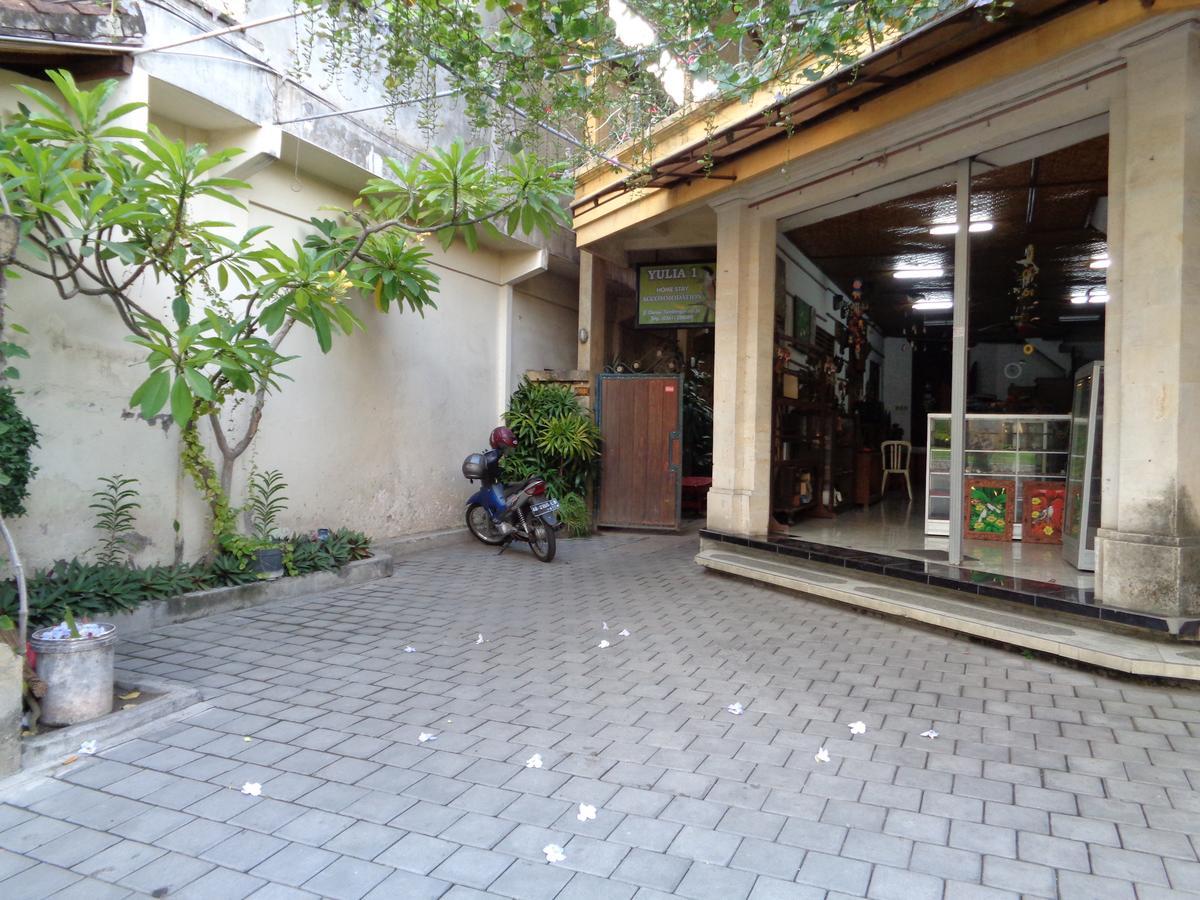 Yulia 1 Bed & Breakfast