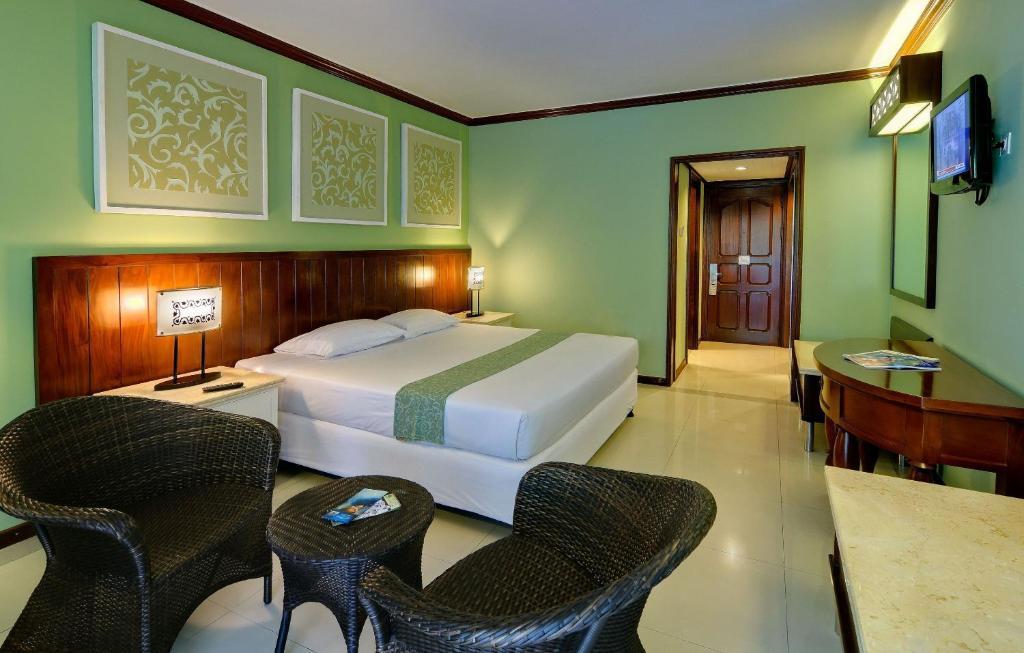 Kuta One Party Hotel