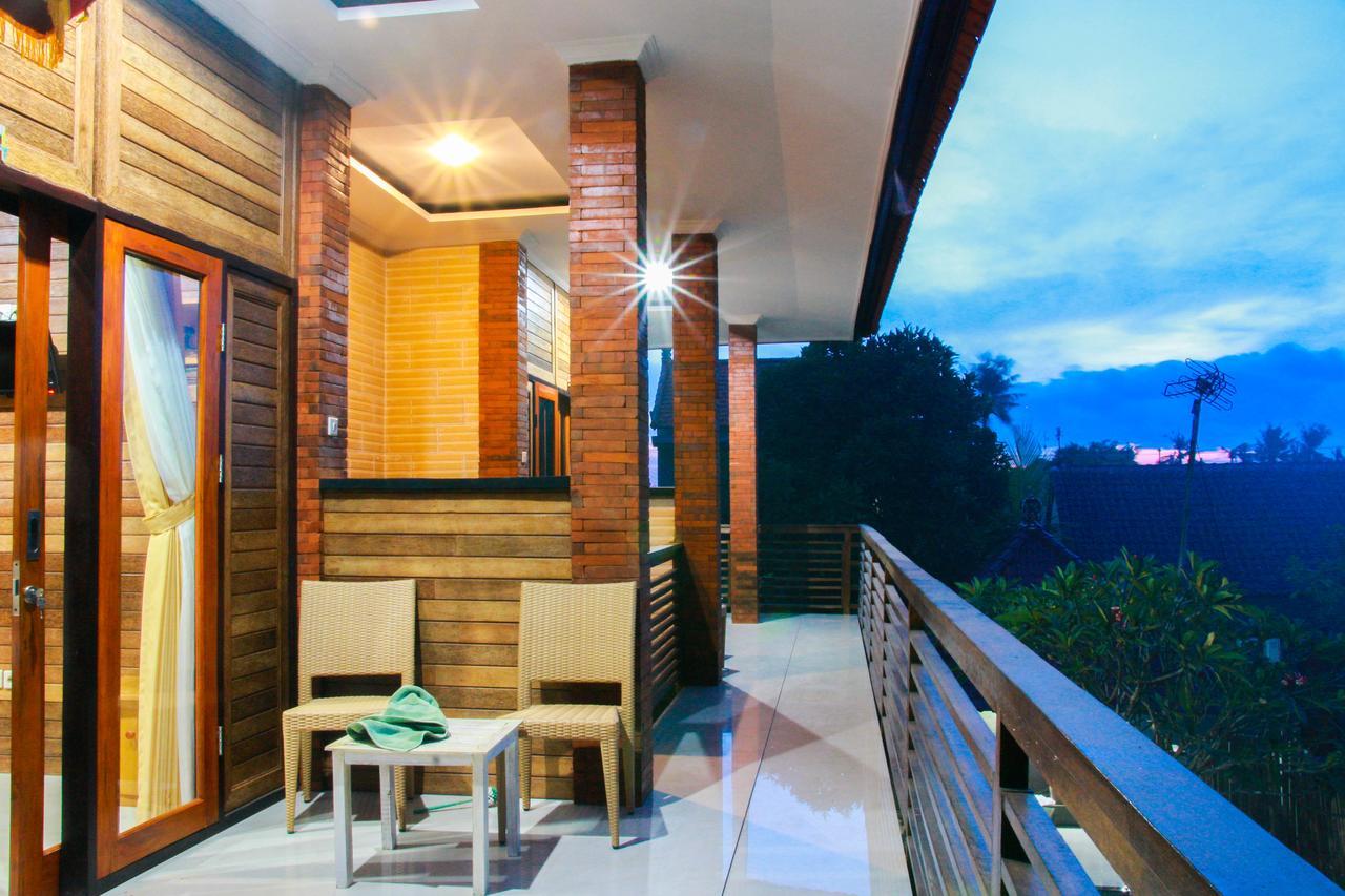 Guest house D'tegal House *