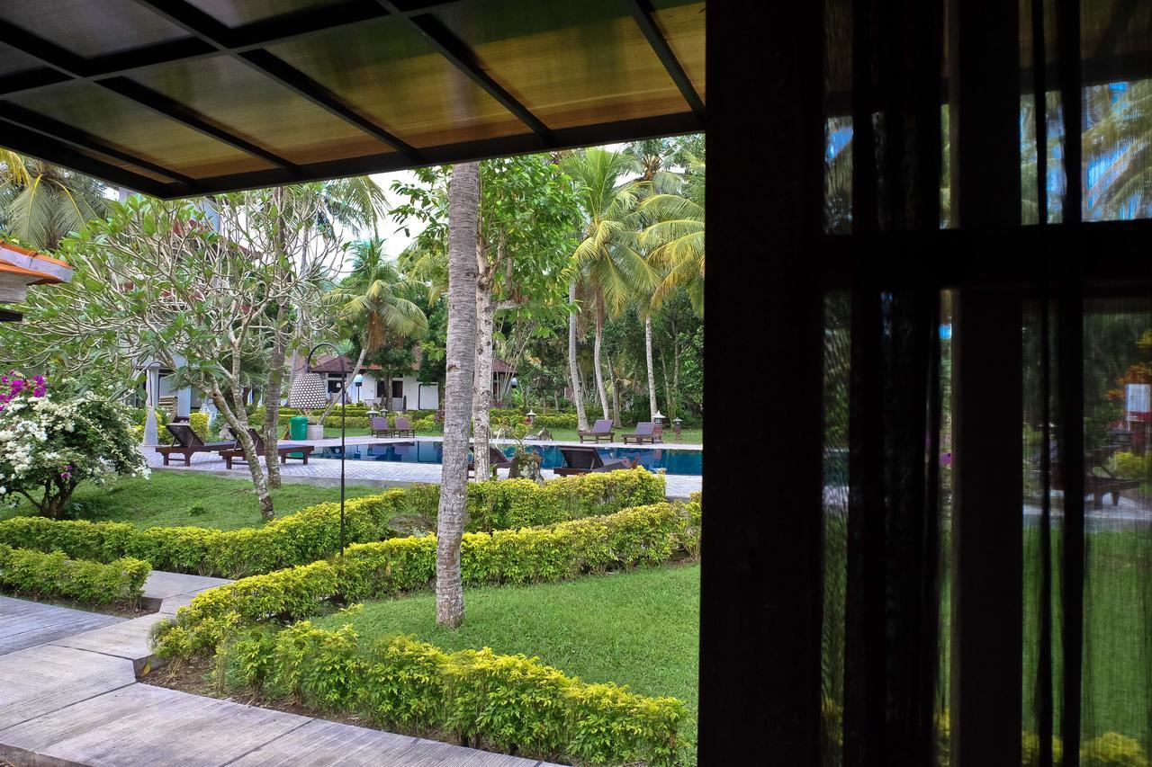 Hotel Umadewi Surf & Retreat 4*